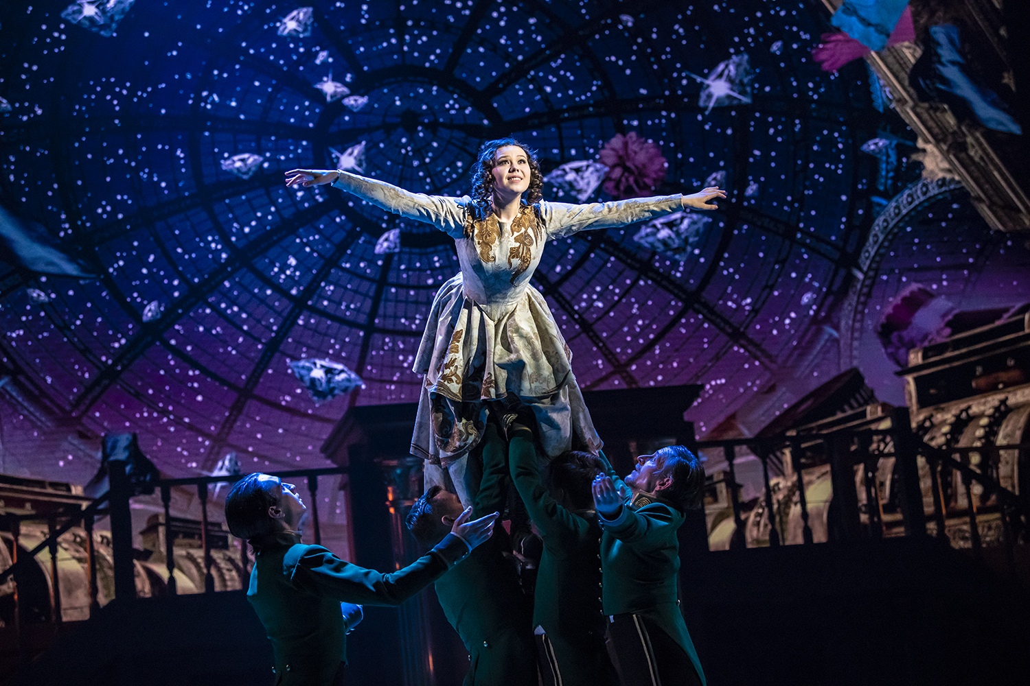 Мюзикл "Доходное место"