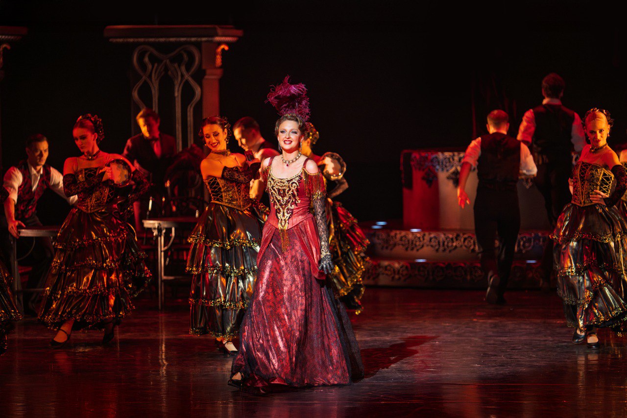 Поздравляем Екатерину Сиротину с премьерой в спектакле «Королева чардаша»!